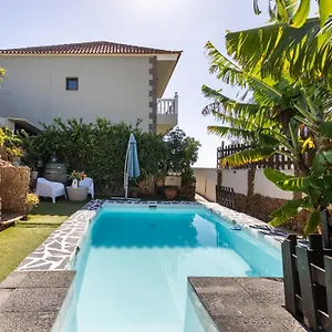 https://live-candelaria-araya-muy-mia.tenerifehoteles.net