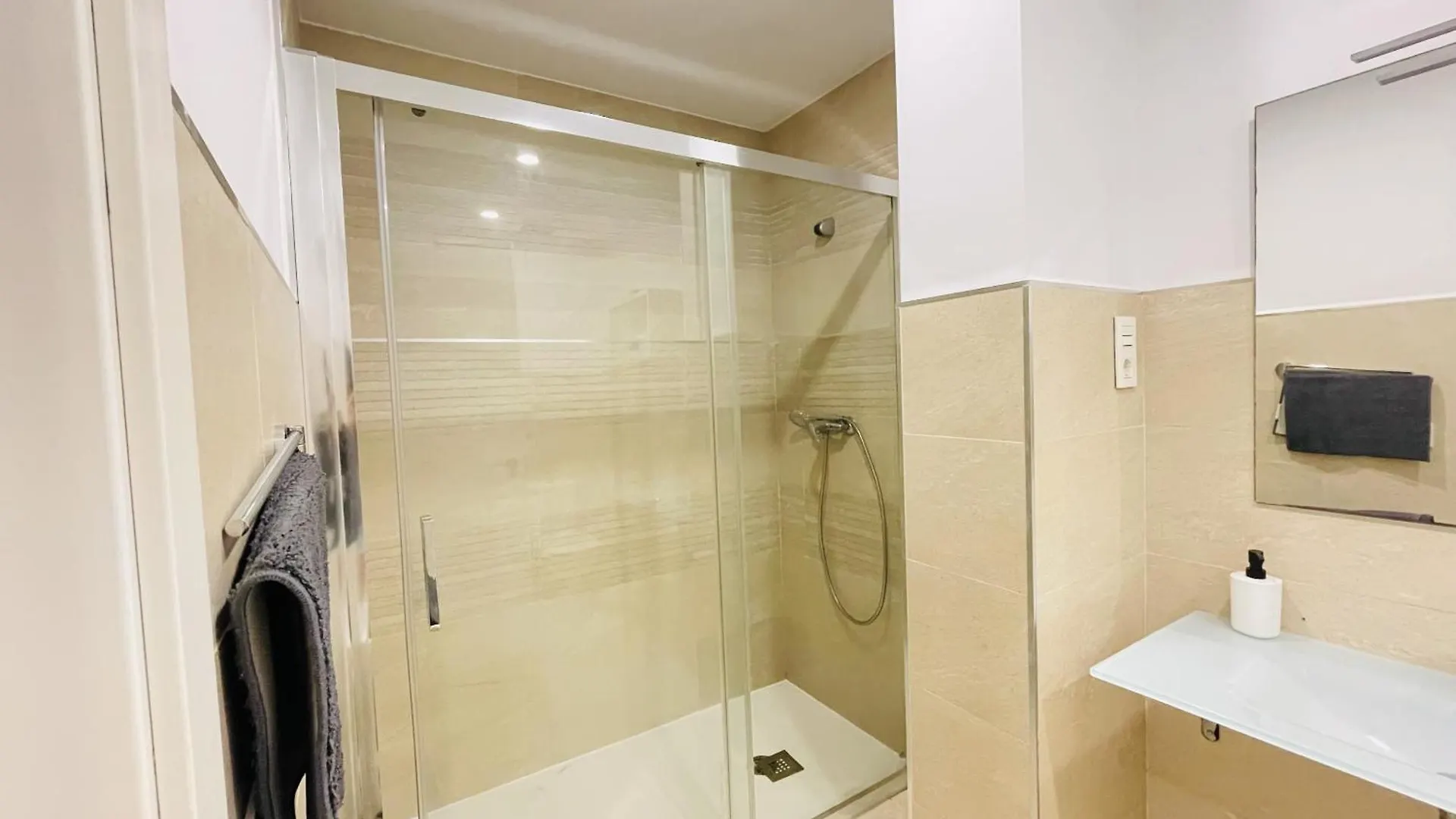 Estacion-Centro Vialia Apartment Malaga 0*,  Spain
